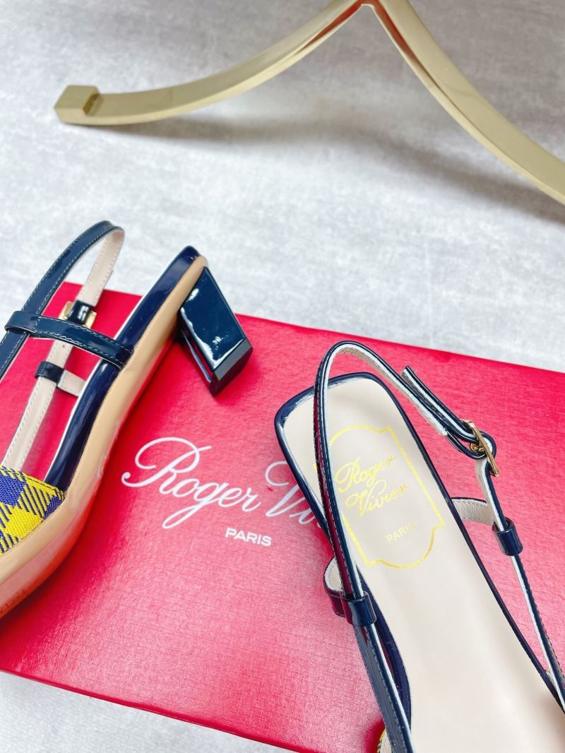 Roger Vivier flat shoes